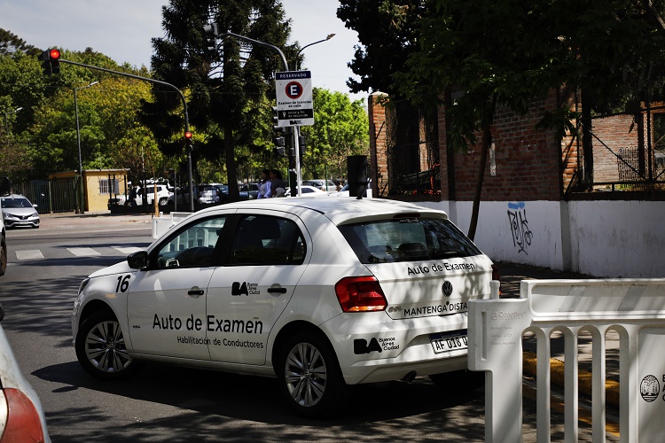 LICENCIA DE CONDUCIR